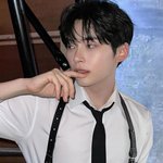 <b>한</b> <b>팀</b>에 이런 얼굴이 셋인 건 좀 너무했다
