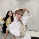 <b>안녕</b>즈 어릴때 넘 귀엽지않냐