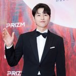 [단독] 송중기, 두 아이 아빠 된다…아내 케이티, 첫째 출산 1년...