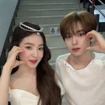 와 아이린이랑 한유진 챌린지 찍음