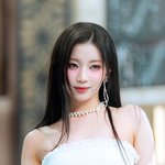나 미팅 10번 <b>나가</b>봄 질문받아