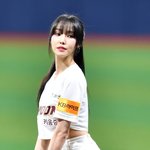 [댓글부탁해] [포토]‘<b>고척돔</b>에 유주가 떴다’
