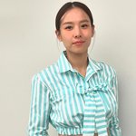 이혼 조윤희, <b>살짝</b> 드러낸 군살제로 배..밝은 미소