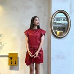 '<b>돌싱</b>' 조윤희, 빨간 가죽 원피스 입고 각선미 자랑…'이제 혼자다'