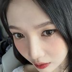 ‘크러쉬’ 조이, 초근접 <b>셀카</b> 굴욕無 완벽 비주얼 자랑