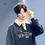 그냥 잘생긴 사진들만 <b>모아</b>봤음