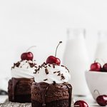 '<b>체리</b>'와 '초콜릿'이 만나면?