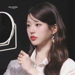 거울아 거울아 세상에서 누가 제일 예쁘지?