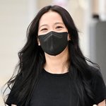 제니 <b>흡연</b>사건 터지고 지수 근황