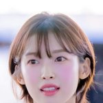 턱긴데 <b>숏단발</b> 안어울리려나?