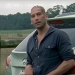 이게 여자들이 좋아하는 스타일의 남자임