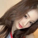 이거 사나게 <b>설윤</b>이게