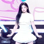 <b>원희</b> 목 진짜 짧다