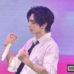 아니 춤잘추고???