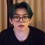 연준 이거 왤케 강아지같이 나왔냐