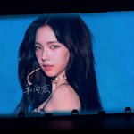 오늘자 에스파 콘서트 카리나 전광판<b>jpg</b>