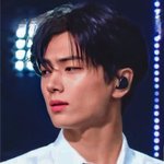 상남자 그 <b>자체</b>일거임