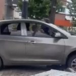 점심시간 여자고등학교로 차량 <b>돌진</b> 대형참사 모면