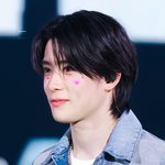 응 미소년 앞으로 <b>돌진</b>할게