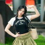 레드벨벳 조이 러블리함의 비결....'표정<b>부자</b>'