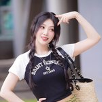 공식계정도 탐내고 있는 인간 쿠로<b>미</b>’ (동물농장 출근길) [HD포토]