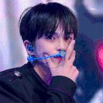 아사히 같은 얼굴이 스<b>엠</b>이나 하이브<b>돌</b>이었으면 화제성 레전드였을거같은데