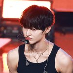 원빈이랑 결혼할 사람은 <b>대체</b> 무슨복일까