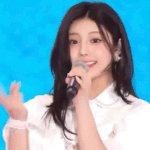 <b>원희</b> 머리바꾸니 훨씬 이쁘네