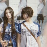 바라보는 사람을 소녀로 만들어