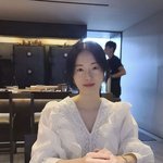 '둘째 임신' 이정현, 살 전혀 안 쪘네…갸름한 턱선