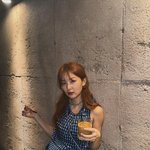 [모두드루와] 레드벨벳 슬기, 감각적인 여름 체크 스타일링