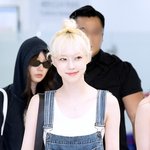 [모두드루와] [현장포토] "만화찢고 나왔어"...윈터, 금발의...