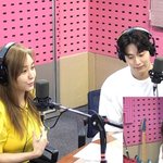 안기는 장면 위해 물 안 마셔, 조금이라도 <b>무게</b> 줄여야” (씨네타운)