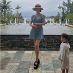 둘째 임신 이정현 "축하해줘서 감사" 첫째와 <b>호캉스</b>