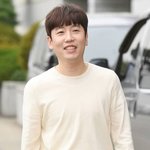 조세호 장가가는데 남창희도? “비연예인과 1년째 <b>열애</b>중”[공식]