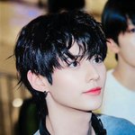 확실히 이목구비 <b>뚜렷</b>한 멤버가 파마머리 잘 어울리는듯