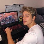 근데 판보면 볼수록 학벌도 <b>사바</b>사