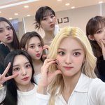 [<b>엔터</b>톡] 얘네 왜 안뜨지??
