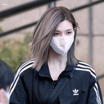 내 친구 카리나+류진+<b>배이</b> 닮았는데