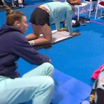 한강 공원 <b>바이브</b> 풍기는 수영 국가대표팀