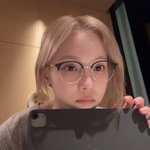 <b>윈터</b>는 진짜 헤메코에 따라 얼굴 확확 바뀌는듯