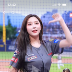 [댓글부탁해] <b>이주은</b> 머리 색 머임?