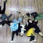 [<b>방탄소년단</b>] 예쁘다