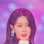 냉 <b>vs</b> 온으로 갈리는 게 납득 되는 '미연'