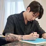방탄 <b>뱅크</b>노트 비하인드 정국