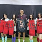 [모두드루와] 김민재 <b>선수</b>랑 뉴진스 사진 뜸!