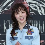 [<b>POP</b>이슈]"턱 안 깎았다" 리지, 음주운전 자숙 중 불거진...