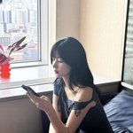 [<b>SCin스타</b>] 율희, 타투 데이트…최민환 이혼 후 다시 찾은 20대