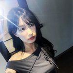 '<b>MZ</b>돌싱' 율희, 친구들과 데이트…18cm 타투 시선 집중 [MD스타]