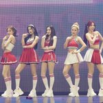 레드벨벳, 팬콘 투어 서울 공연 성료 "여러분에게 힘이 되어주는...